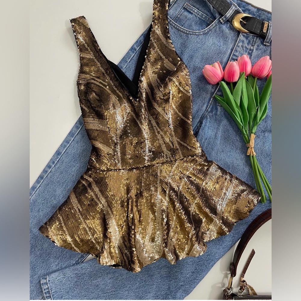 Vintage Y2K Gold Sequin Peplum V-Neck Halter Top with Lace-Up Back